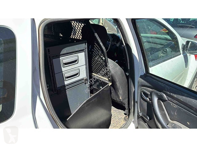 Veículo utilitário Dacia