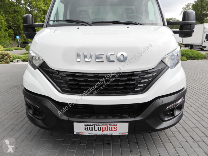 Veículo utilitário Iveco 35C14 DAILY