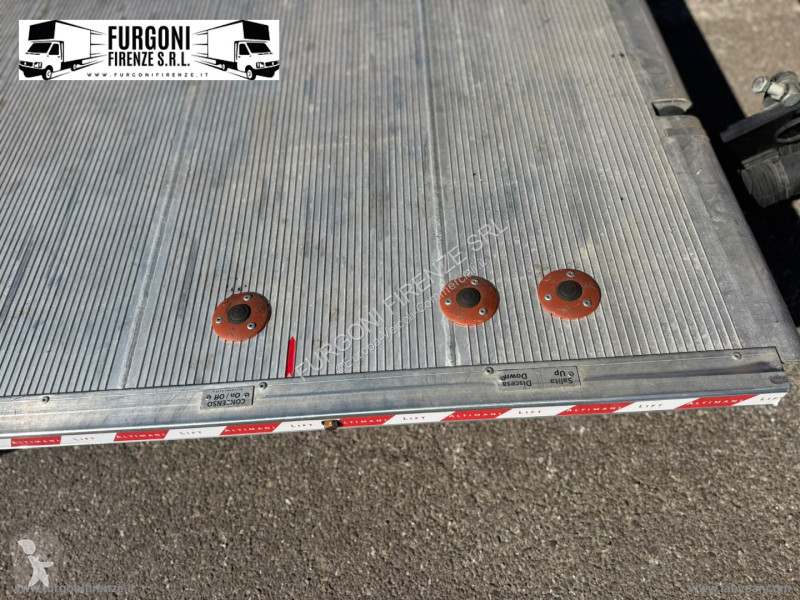 Véhicule utilitaire Maxus 9 2.0CRDI 150CV AWD...