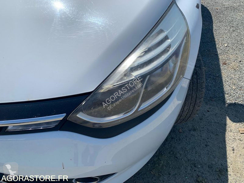 Véhicule utilitaire Renault CLIO