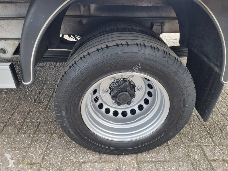 Veículo utilitário Mercedes 519 CDI