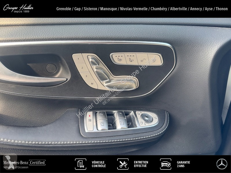 Véhicule utilitaire Mercedes 300 d 4MATIC...