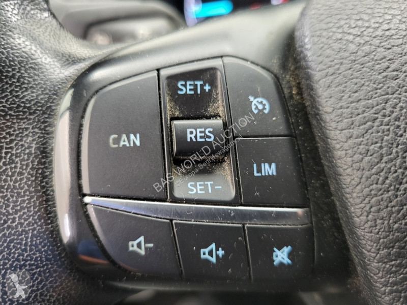Véhicule utilitaire Ford 300 2.0 TDCI L1H1...