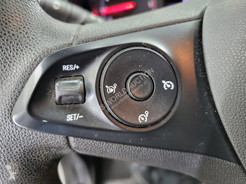 Véhicule utilitaire Opel 1.5D L2H1 Edition