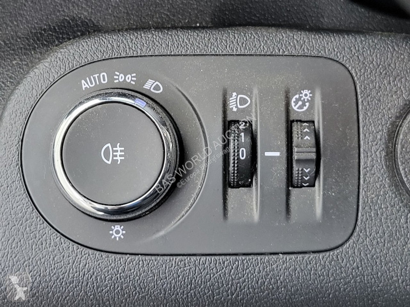 Véhicule utilitaire Opel 1.6D L1H1 Edition