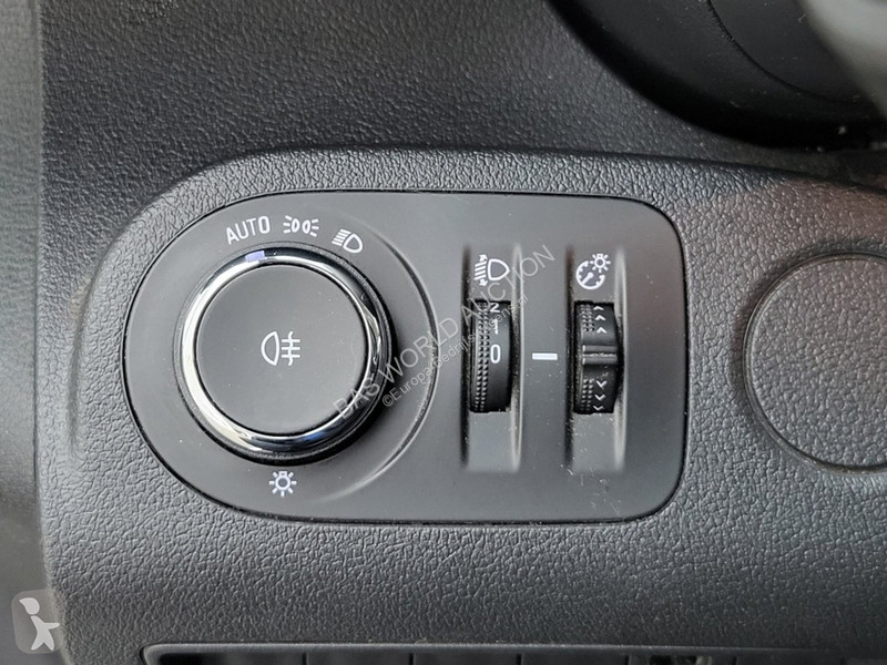 Véhicule utilitaire Opel 1.5D L1H1 Edition