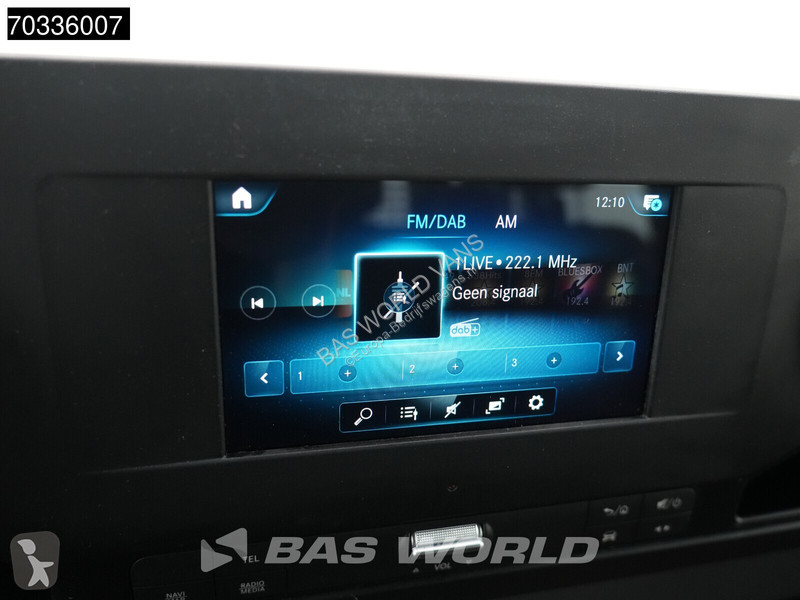Коммерческий автомобиль Mercedes 311 CDI Open...