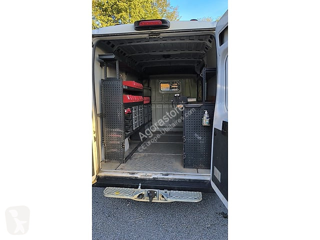 Коммерческий автомобиль Fiat DUCATO
