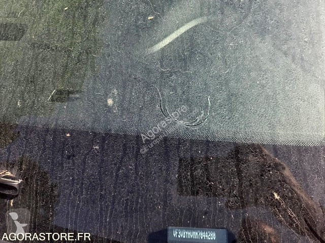 Коммерческий автомобиль