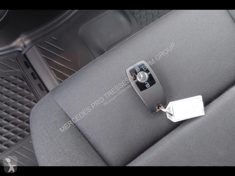 Коммерческий автомобиль Mercedes Fg 315 CDI 37...