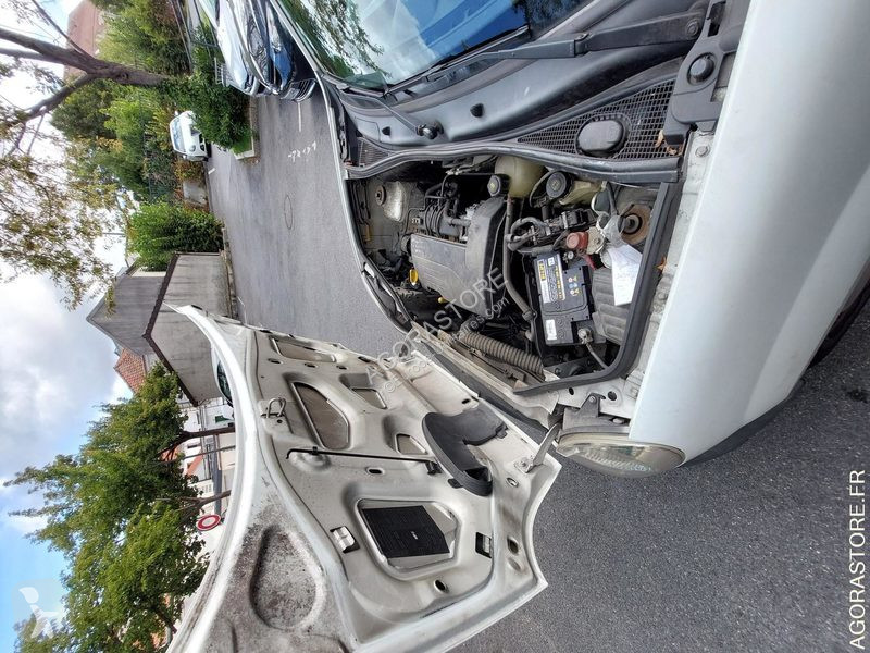 Samochód dostawczy Renault KANGOO