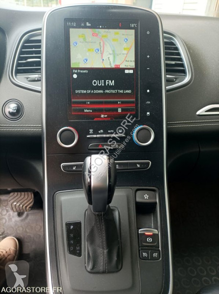 Samochód dostawczy Renault MEGANE
