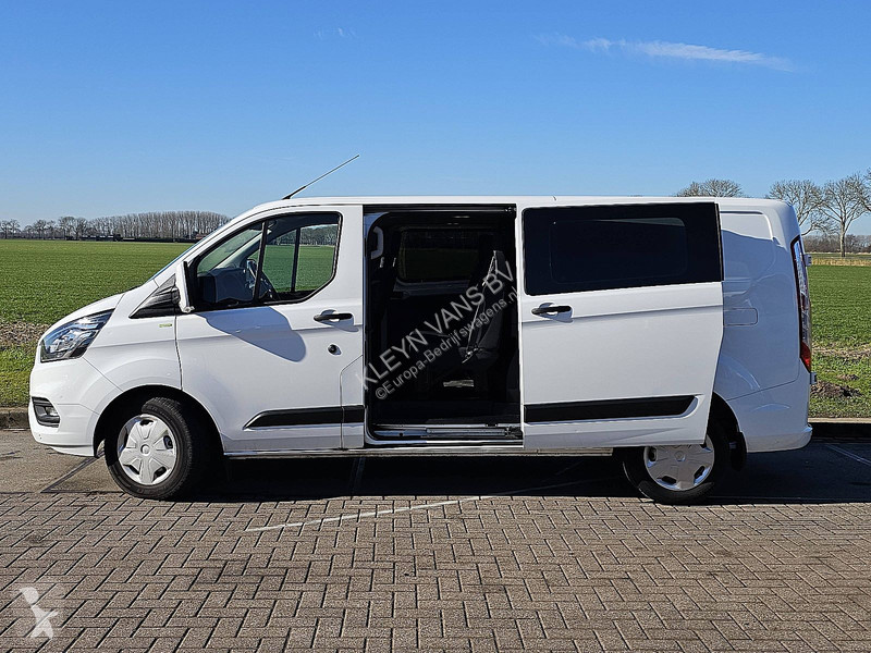 Autoutilitară Ford 2.0 L2H1 Dubbele Cabine