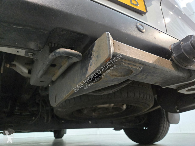 Autoutilitară Ford 300 2.0 TDCI L2H1 Trend