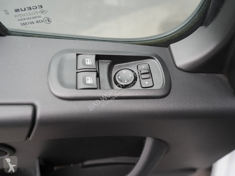 عربة نفعية Renault 135PK