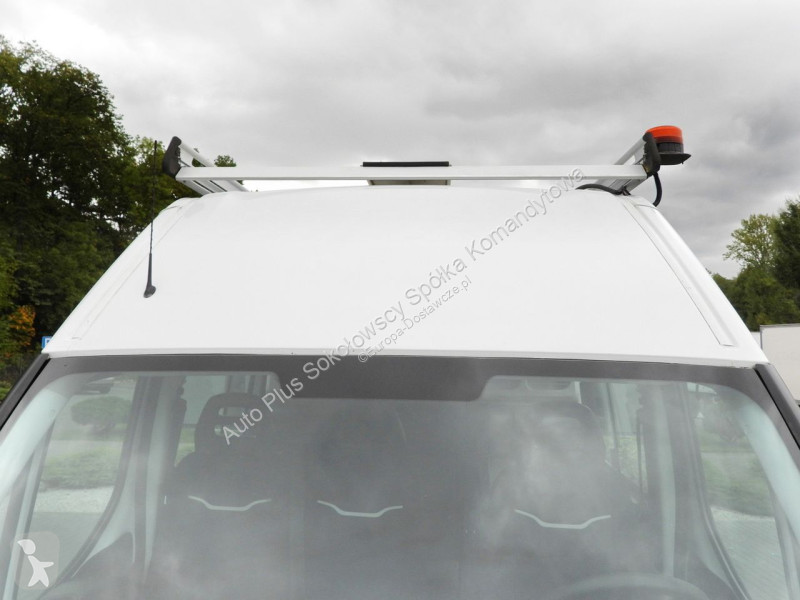 عربة نفعية Iveco 35C16 DAILY