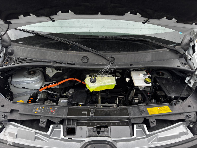 Autoutilitară Renault Z.E(elektro auto)