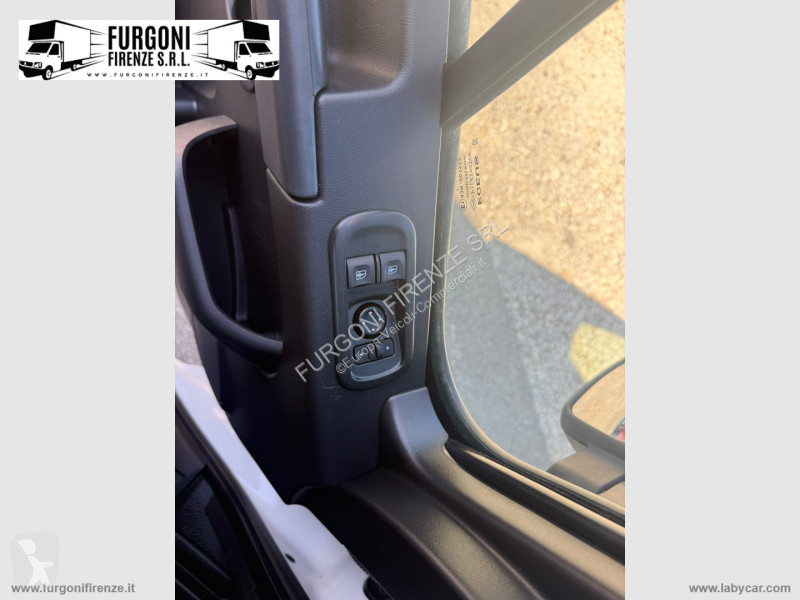 Furgoneta Renault T35 2.3 dCi/135 PM-TM...