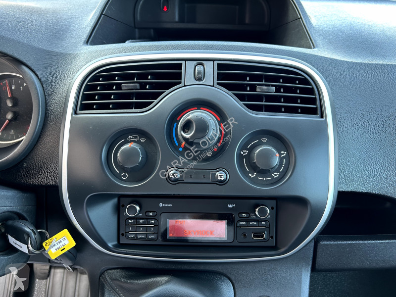Лекотоварен автомобил Renault 1.5 dci Grand...
