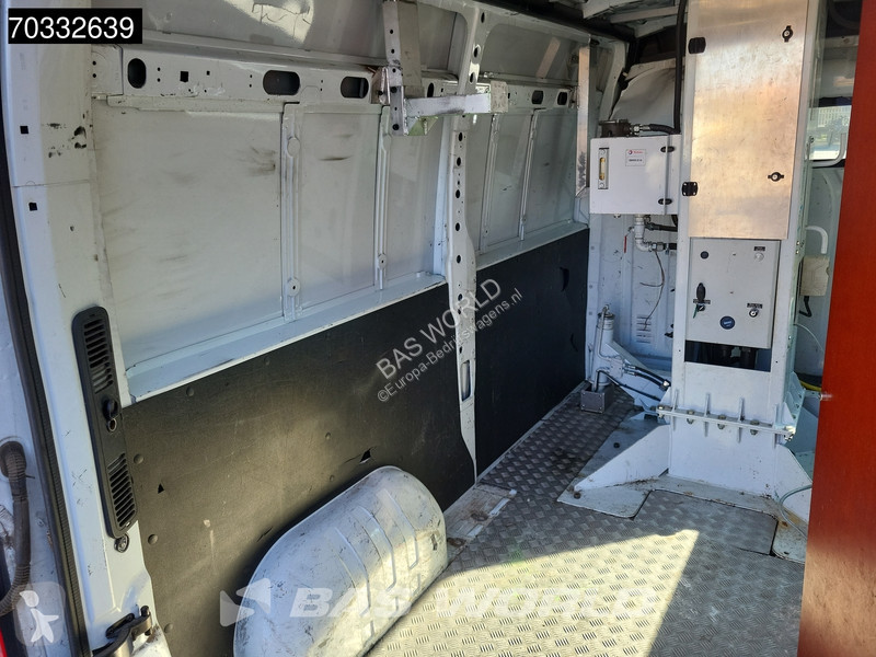 Véhicule utilitaire Renault Hoogwerker L2H2...