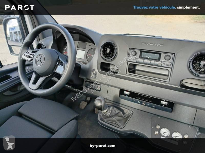 Véhicule utilitaire Mercedes 319 CDI