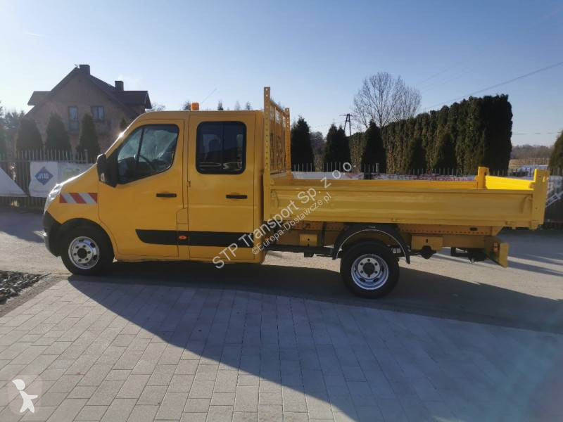Véhicule utilitaire Renault 2.3 DCI 125