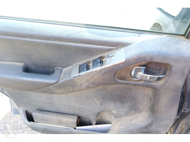Véhicule utilitaire Nissan