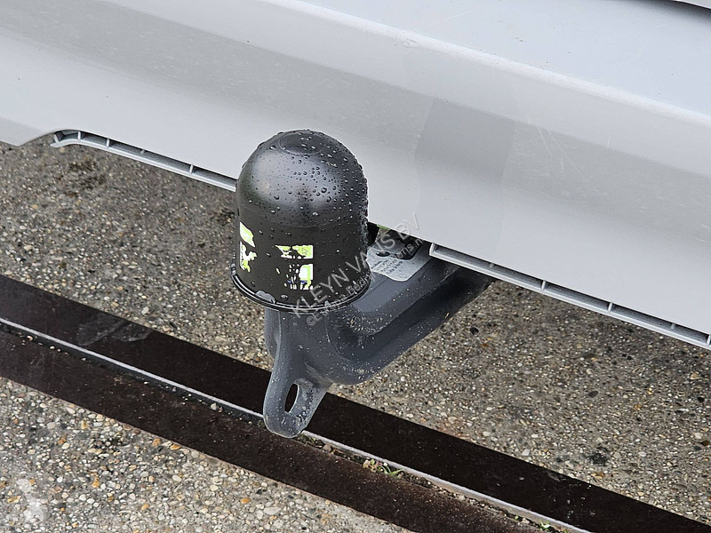 Véhicule utilitaire Mercedes 116 L2 SELECT...