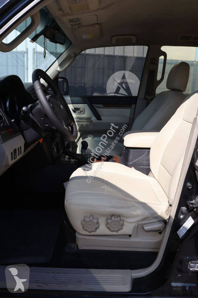 Véhicule utilitaire Mitsubishi