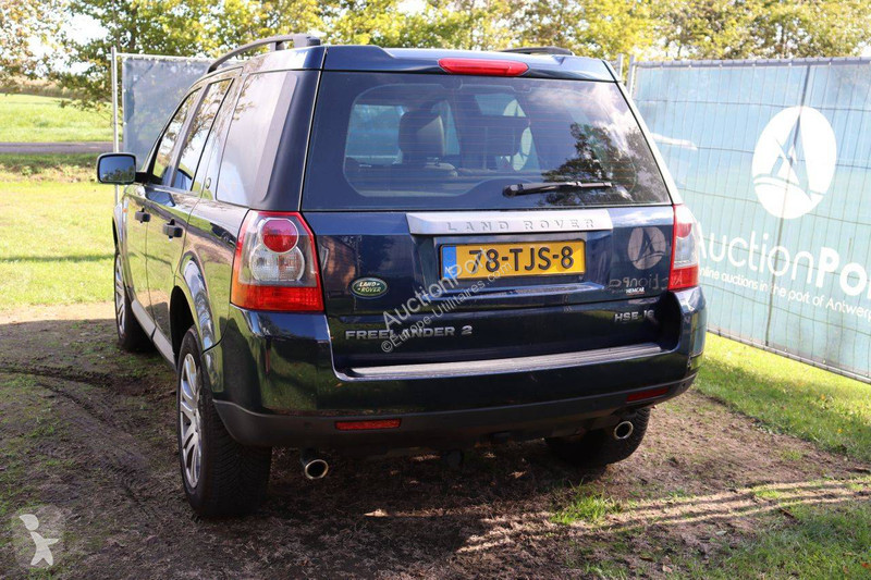 Véhicule utilitaire Land Rover HSE i6