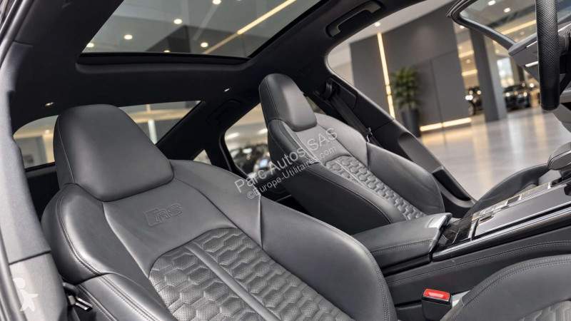 Véhicule utilitaire Audi