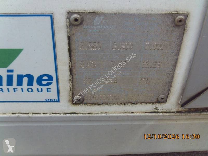 Véhicule utilitaire Iveco 35C15