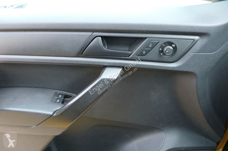 Véhicule utilitaire Volkswagen Caddy 2.0 TDI...