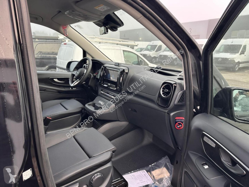 Véhicule utilitaire Mercedes Fg 119 CDI Mixto...