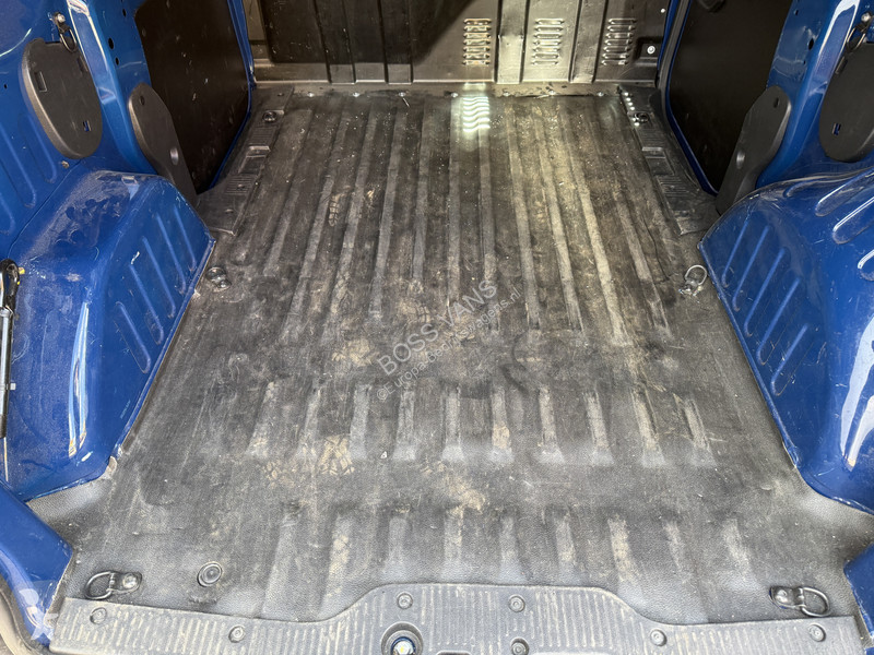 Véhicule utilitaire Renault Grand Comfort 1.3...
