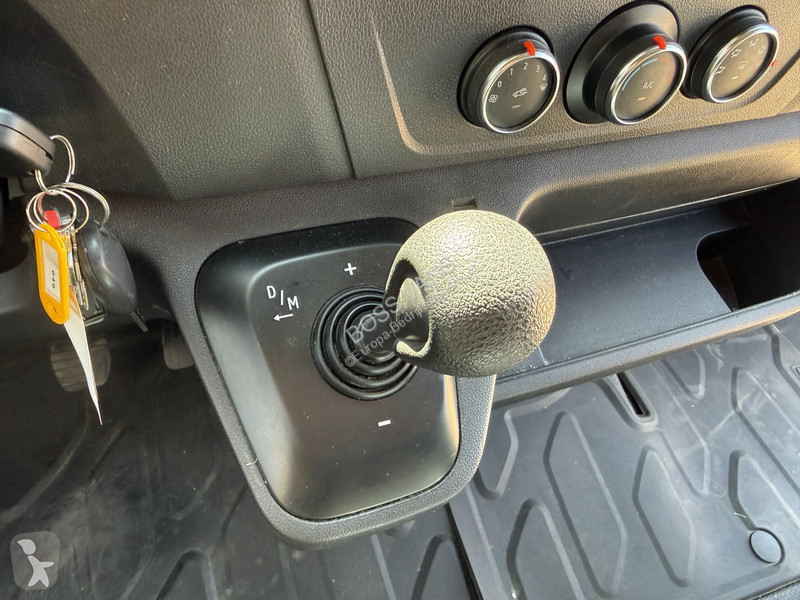 Véhicule utilitaire Renault Plancher T35 2.3...