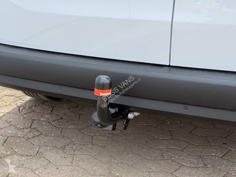 Véhicule utilitaire Mercedes e Pro 51kWh 122PK e