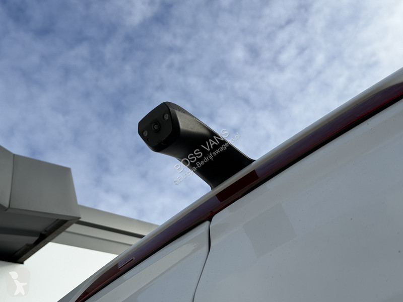 Véhicule utilitaire Maxus e 9 72kWh 204PK e 9