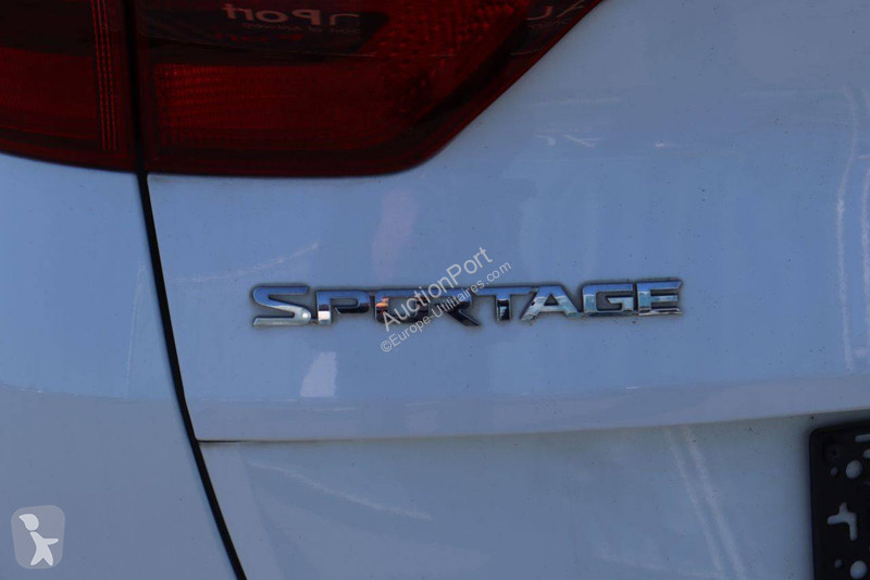 Véhicule utilitaire KIA