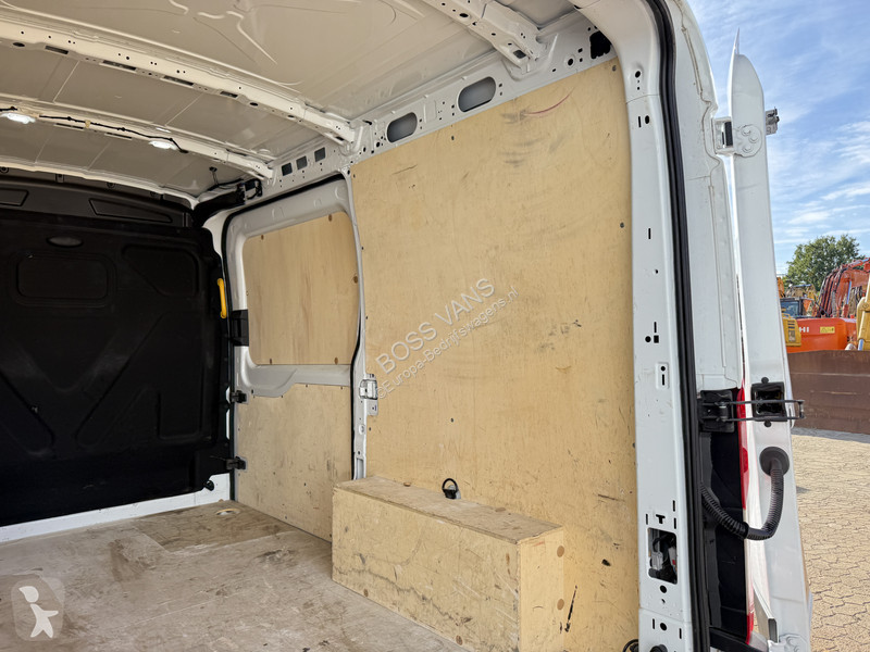 Véhicule utilitaire Ford 2.0 TDCI 130PK