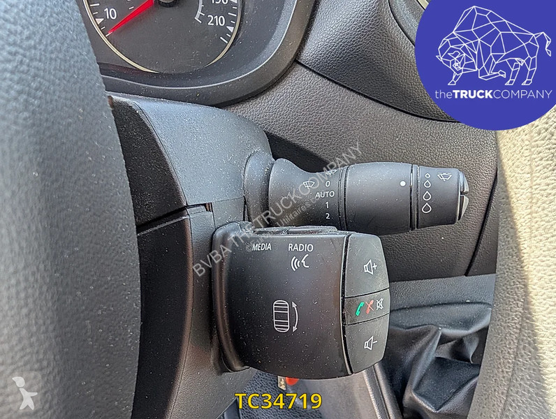Véhicule utilitaire Renault 2.3 DCI KOFFER MET...