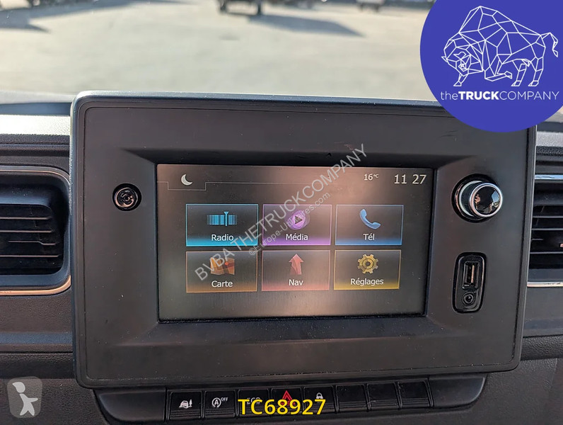 Véhicule utilitaire Renault 2.3 DCI KOFFER MET...