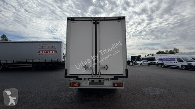 Véhicule utilitaire Renault FRIGO 12M3 165 CV...