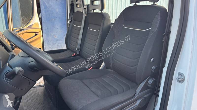 Furgoneta Iveco 35C16