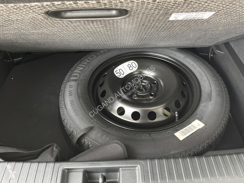Užitkové vozidlo Renault 1.6 E-TECH FULL HYBRID...