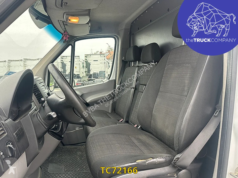 Mercedes 313 37s van