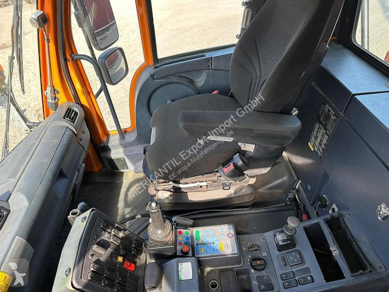 Furgoneta Mercedes U4000 mit Kipppritsche