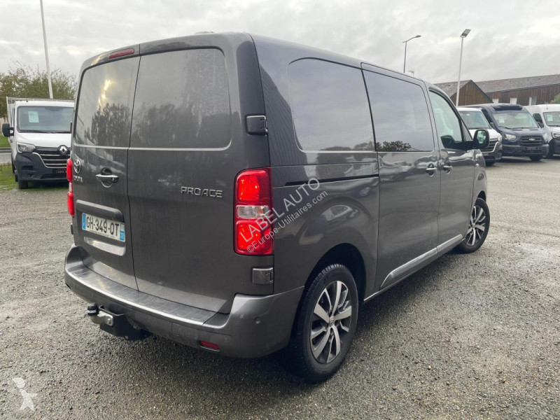 Furgoneta Toyota 2.0 180 D-4D BVA CABINE...