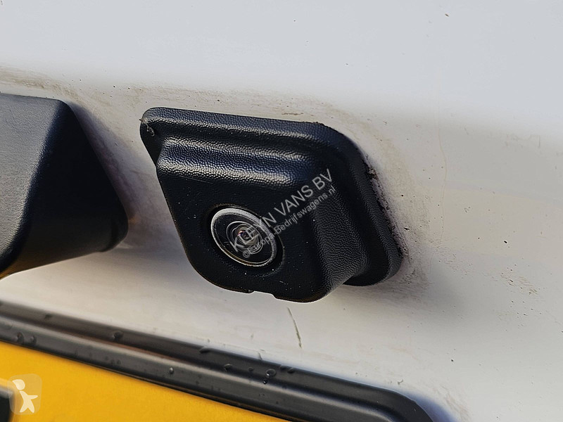 Furgoneta Opel 1.5 airco, navi, zijdeur, pdc