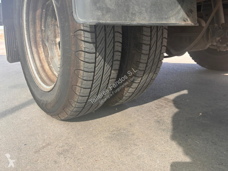 Furgoneta Iveco 35C16H 3.0